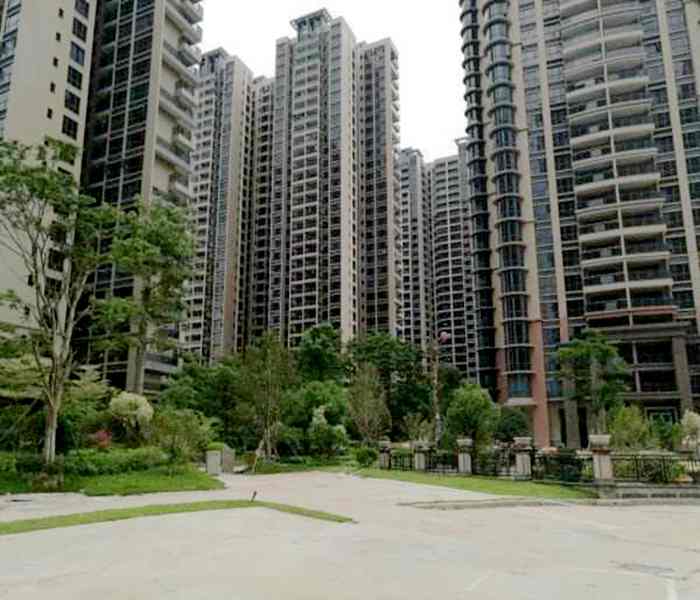 深圳龍勝地鐵站小產權房-龍軍花園