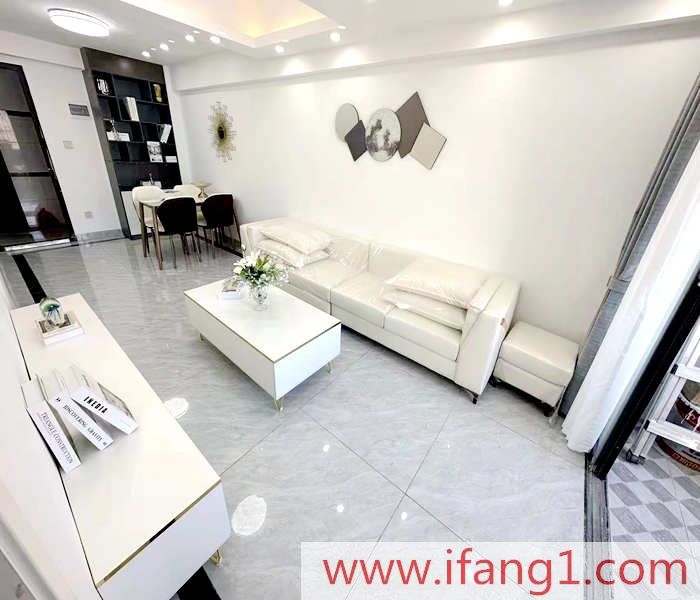 白石龍小產(chǎn)權房